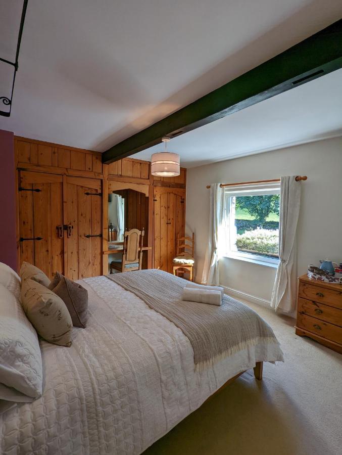 Whittakers Barn Farm Bed And Breakfast Cracoe Eksteriør billede