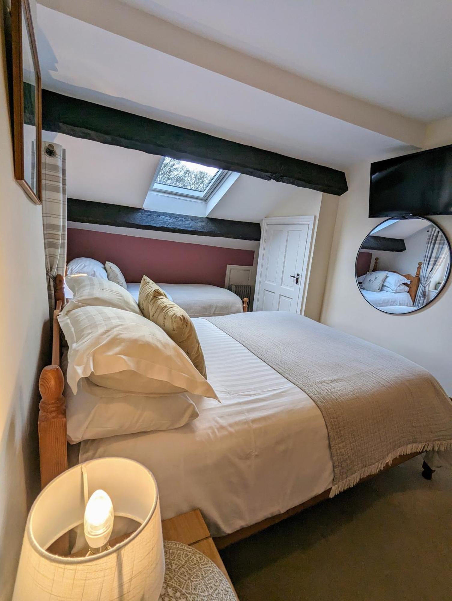 Whittakers Barn Farm Bed And Breakfast Cracoe Eksteriør billede